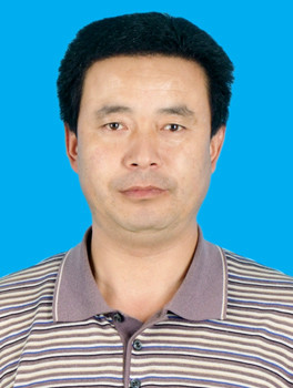 蓝背景照片.jpg